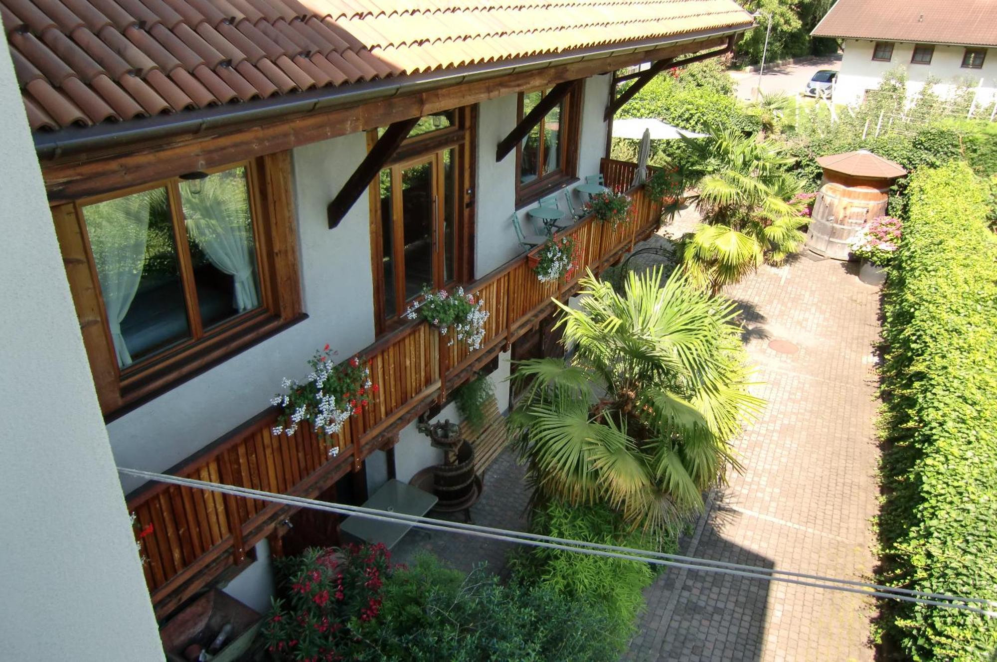 Neuprantl Apartments Lana Extérieur photo