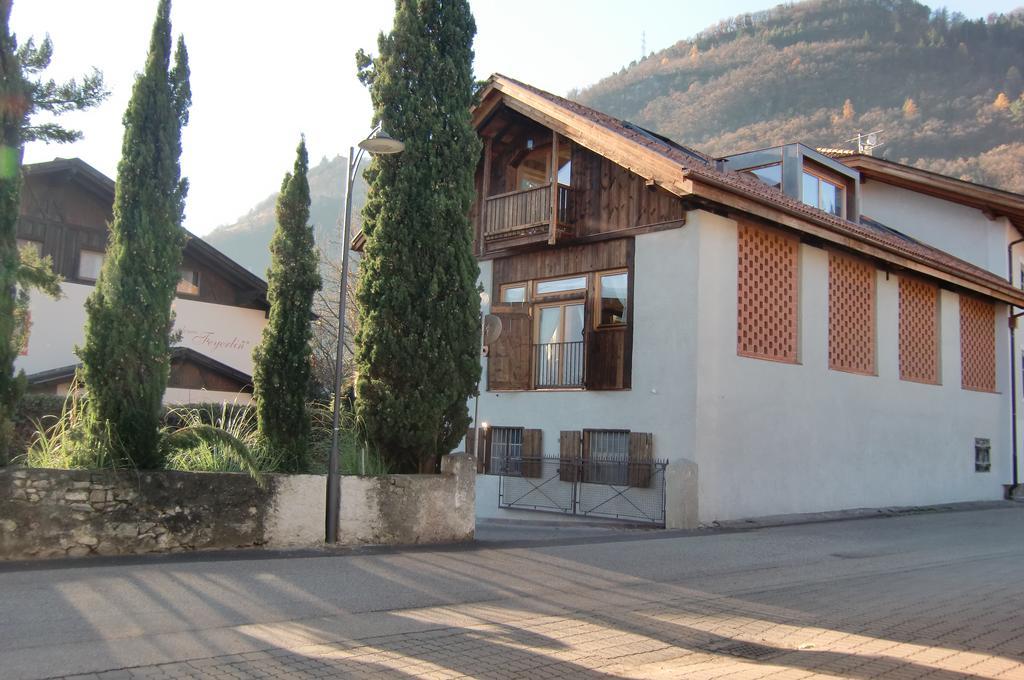 Neuprantl Apartments Lana Extérieur photo